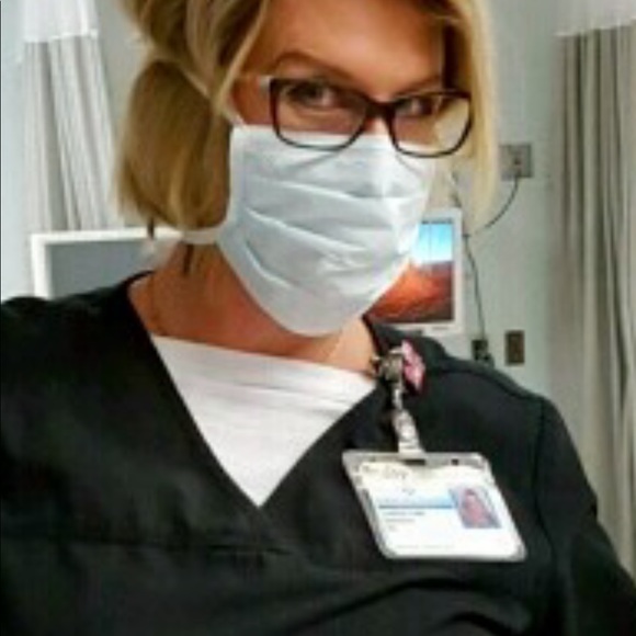 Meet your Posher, Christine - Picture 4 of 5